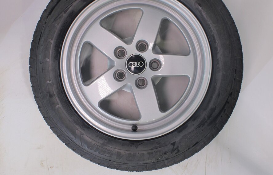 Audi Audi A4 S4 B9 8W 16 inch velgen Goodyear Winterbanden Origineel