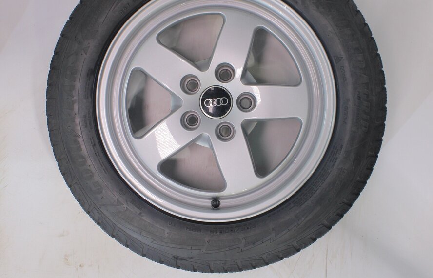 Audi Audi A4 S4 B9 8W 16 inch velgen Goodyear Winterbanden Origineel