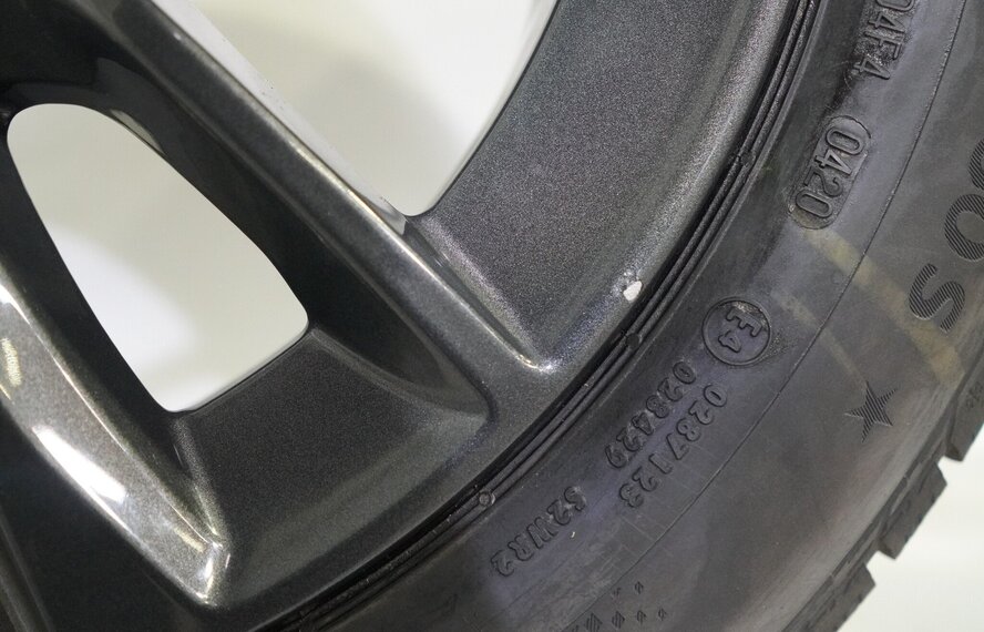 BMW BMW 1 2 serie F40 F44 2 serie Gran Coupe 474 16 inch velgen Continental Winterbanden Origineel