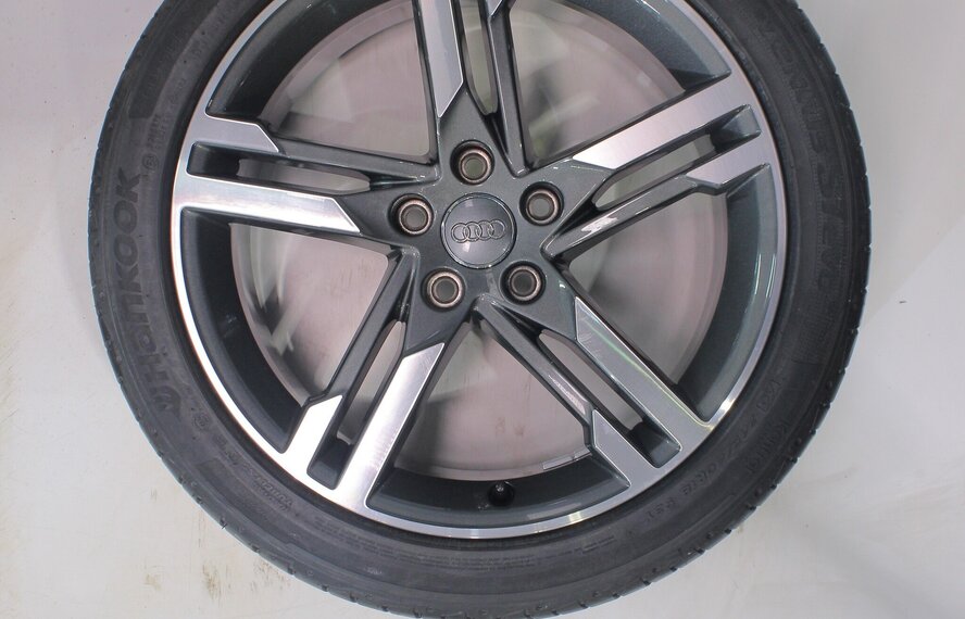 Audi Audi A4 S4 B9 8W 18 inch velgen Hankook Zomerbanden Nieuw Origineel