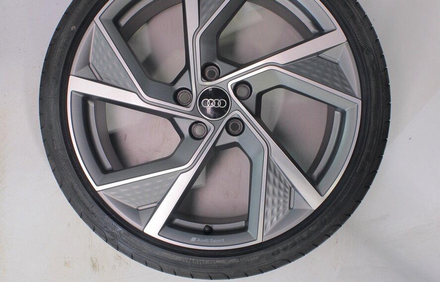 Audi Audi A3 S3 8Y 8V 19 inch velgen Goodyear Zomerbanden Origineel
