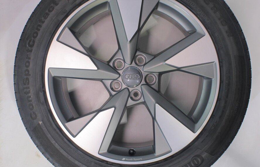 Audi Audi Q5 SQ5 80A 19 inch velgen Continental Zomerbanden Origineel