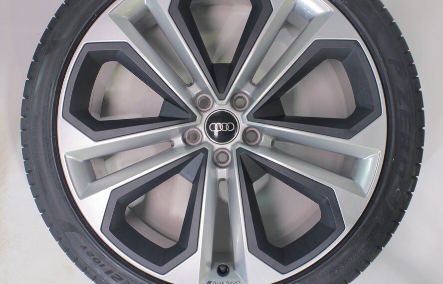 Audi Audi Q5 SQ5 80A 21 inch velgen Pirelli Zomerbanden Nieuw Origineel