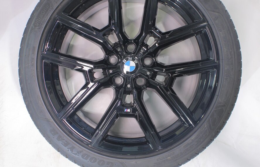 BMW BMW 4 serie i4 G26 859M 19 inch velgen Goodyear Winterbanden Origineel