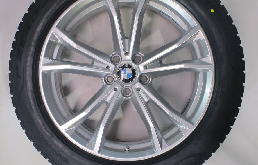 BMW BMW 7 serie G70 X3 G45 903 19 inch velgen Pirelli Winterbanden Nieuw Origineel