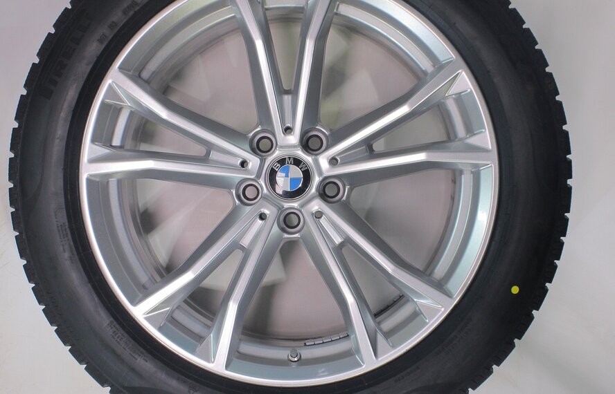 BMW BMW 7 serie G70 X3 G45 903 19 inch velgen Pirelli Winterbanden Nieuw Origineel