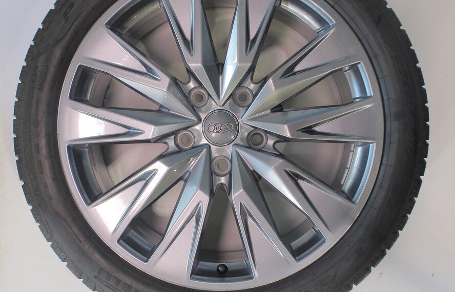 Audi Audi A6 C9 20 inch velgen Pirelli Winterbanden Origineel