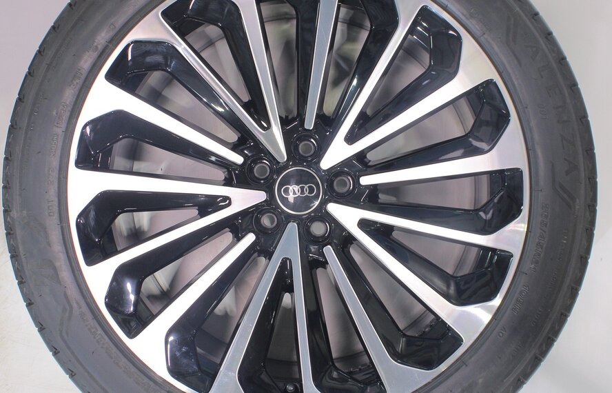 Audi Audi e-tron GE Q8 e-tron 21 inch velgen Bridgestone Zomerbanden Origineel