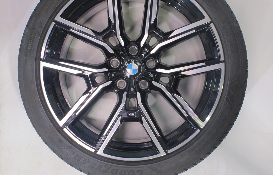 BMW BMW 4 serie i4 G26 859M 19 inch velgen Goodyear Winterbanden Origineel
