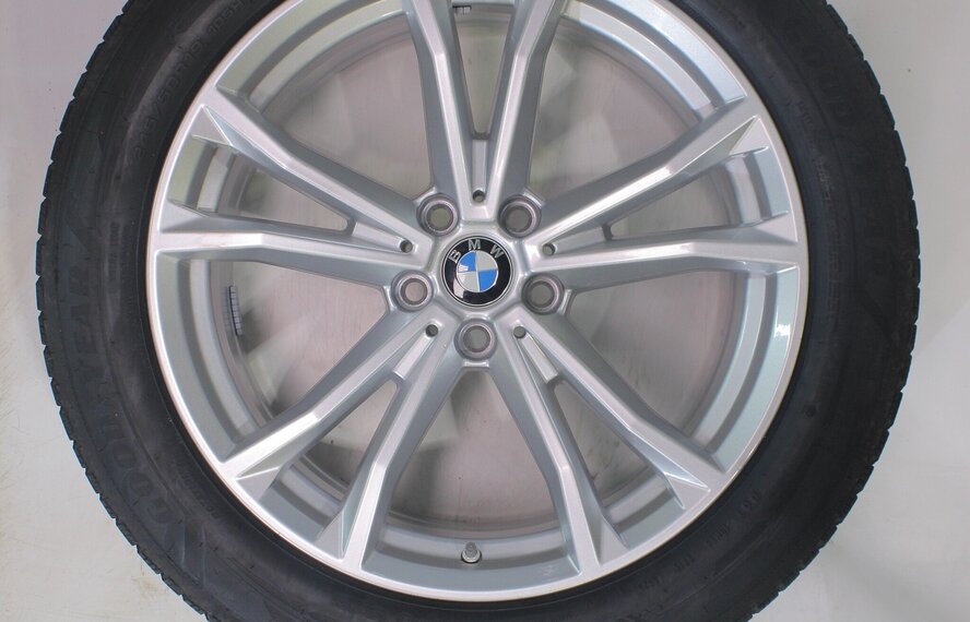 BMW BMW 7 serie G70 X3 G45 903 19 inch velgen Goodyear Winterbanden Origineel