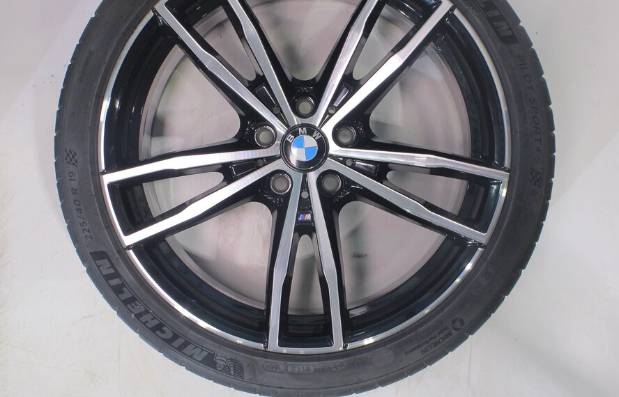 BMW BMW 2 serie 3 serie 4 serie G20 G21 G22 G42 791M 19 inch velgen Michelin Zomerbanden Origineel