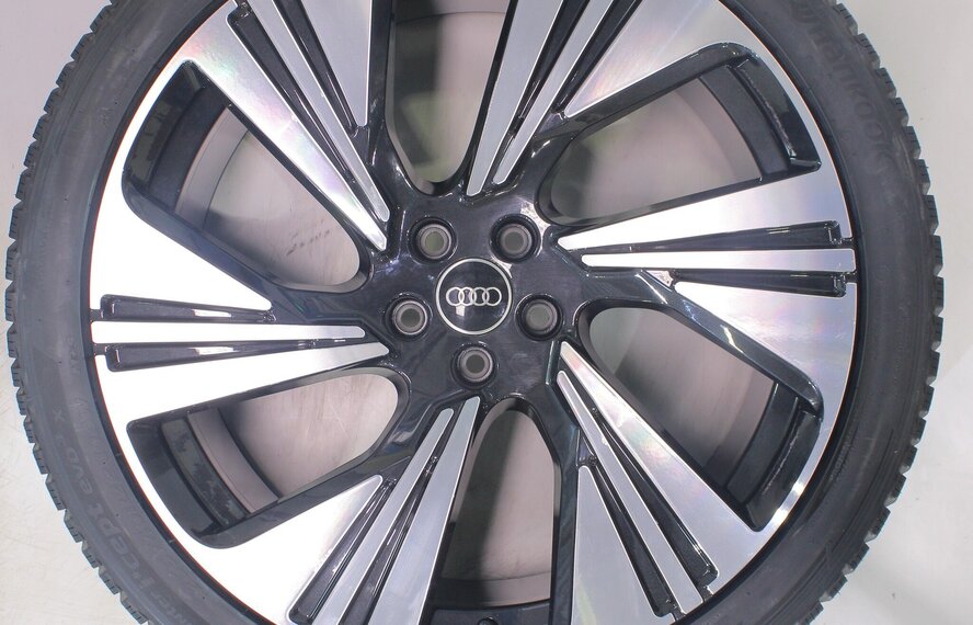 Audi Audi e-tron GE Q8 e-tron 22 inch velgen Hankook Winterbanden Nieuw Origineel