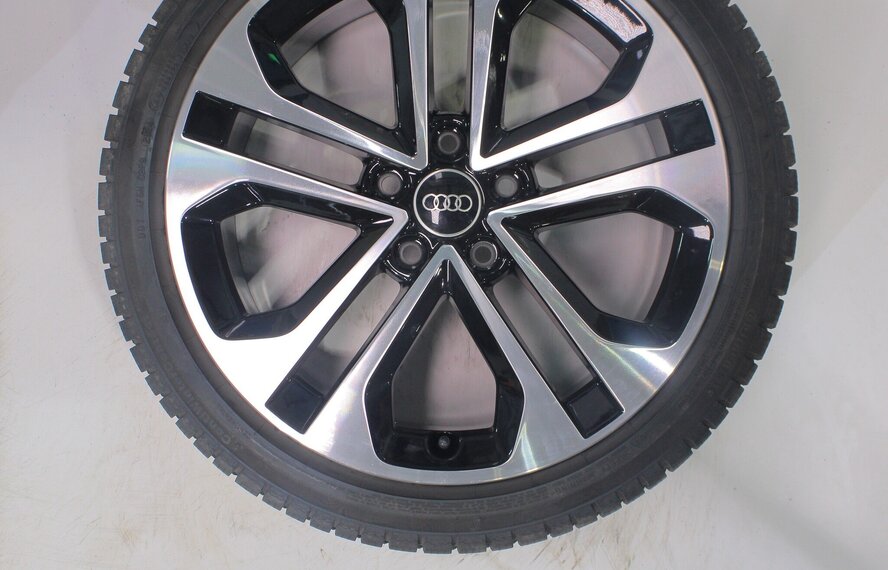 Audi Audi A3 S3 8Y 8V S-line 18 inch velgen Continental Winterbanden Nieuw Origineel