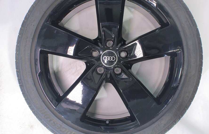 Audi A6 C8 vanaf 2018 20 inch velgen Bridgestone Zomerbanden Origineel