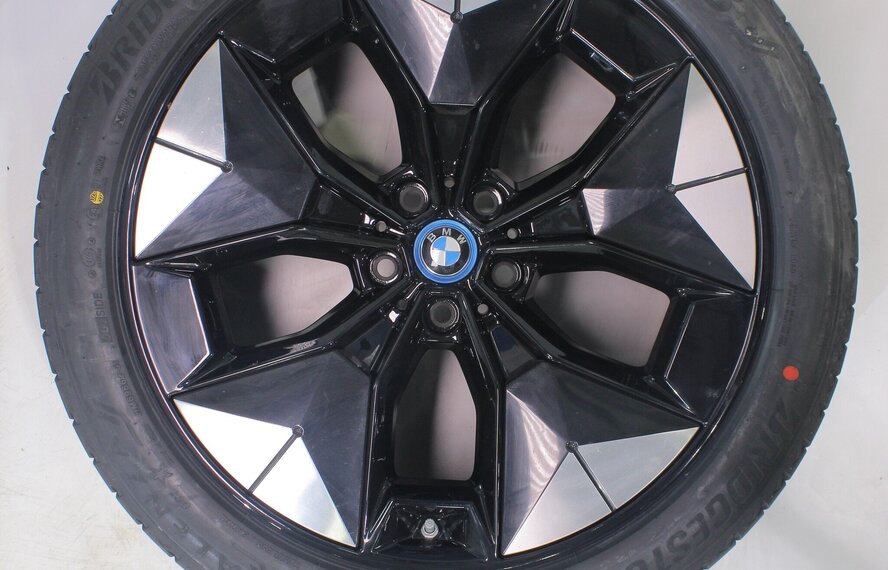 BMW BMW iX3 G08 843 20 inch velgen Bridgestone Zomerbanden Nieuw Origineel