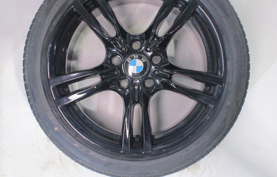BMW BMW 3 4 serie F30 F31 F32 F33 F36 400M 18 inch velgen Pirelli Zomerbanden Nieuw Origineel
