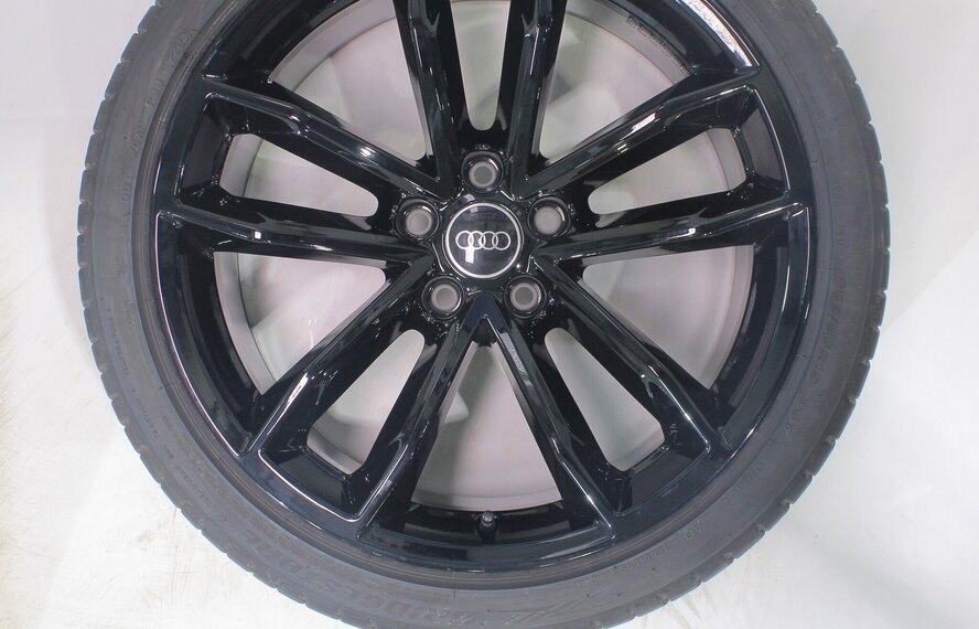 Audi Audi A5 S5 B9 19 inch velgen Bridgestone Zomerbanden Origineel