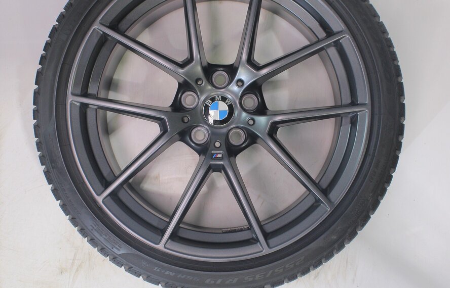 BMW BMW 2 serie 3 serie 4 serie G20 G21 G22 G42 898M 19 inch velgen Pirelli Runflat Winterbanden Origineel