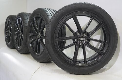 Audi Audi Q5 8MA S-line 20 inch velgen Pirelli Zomerbanden Origineel