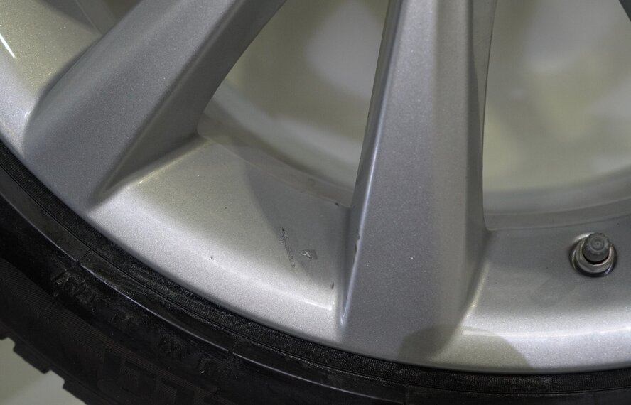BMW BMW 5 serie G30 G31 8 serie G14 G15 G16 642 18 inch velgen Pirelli Winterbanden Origineel