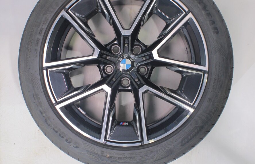 BMW BMW 4 serie i4 G26 858M 18 inch velgen Goodyear Zomerbanden Origineel