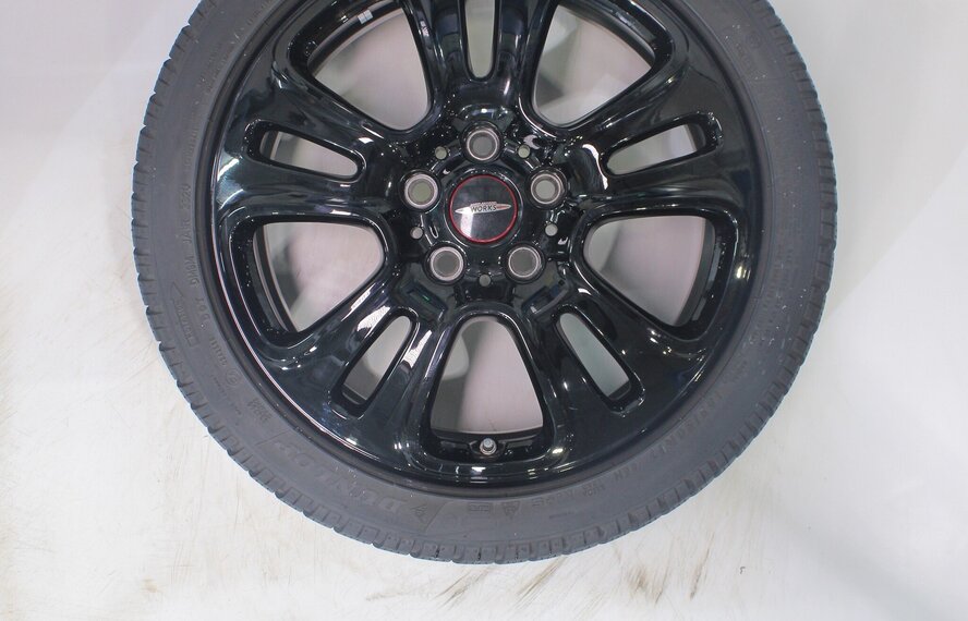 Mini Mini Cooper / S / One / Cabrio F55 F56 F57 JCW510 17 inch velgen Dunlop Runflat Winterbanden Origineel