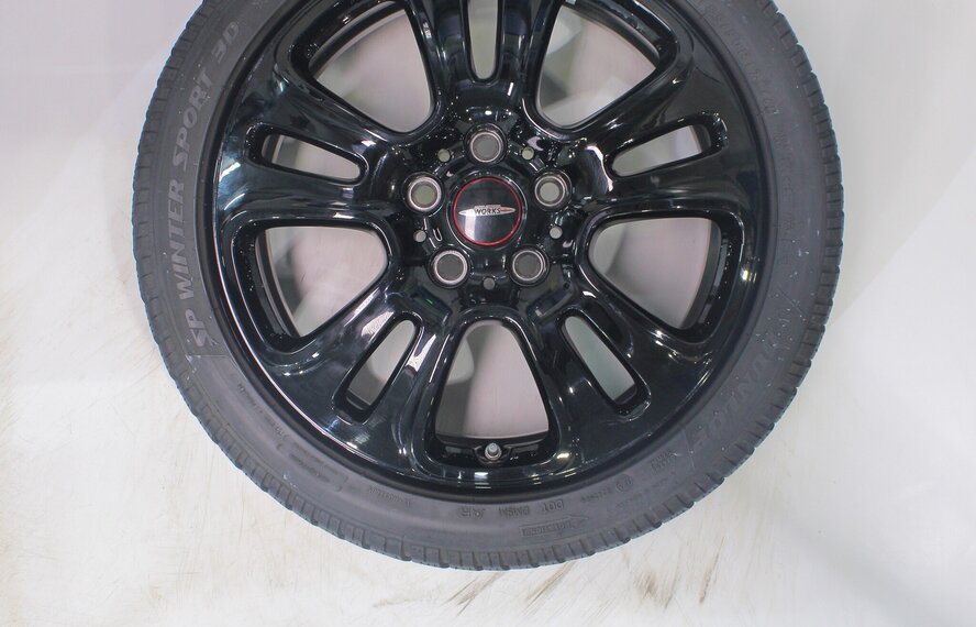Mini Mini Cooper / S / One / Cabrio F55 F56 F57 JCW510 17 inch velgen Dunlop Runflat Winterbanden Origineel