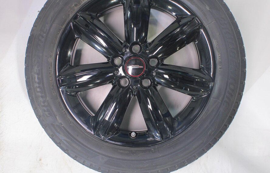 Mini Mini Countryman F60 539 17 inch velgen Bridgestone Winterbanden Origineel