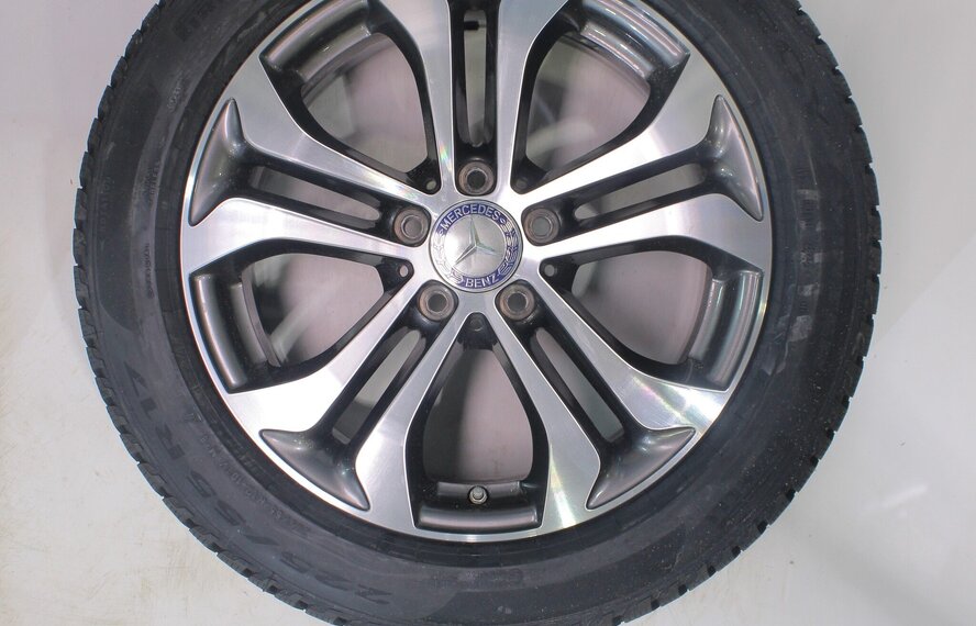 Mercedes Mercedes V-klasse W447 17 inch velgen Pirelli Winterbanden Nieuw Origineel