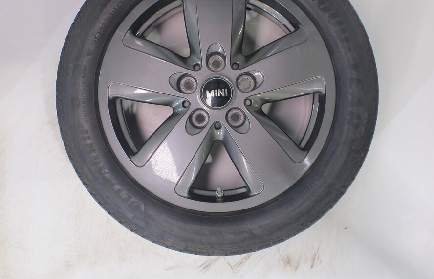 Mini Mini Cooper / S / One / Cabrio F55 F56 F57 517 16 inch velgen Goodyear Winterbanden Origineel