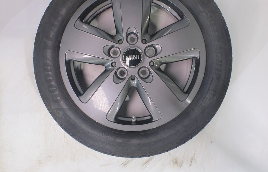Mini Mini Cooper / S / One / Cabrio F55 F56 F57 517 16 inch velgen Goodyear Winterbanden Origineel