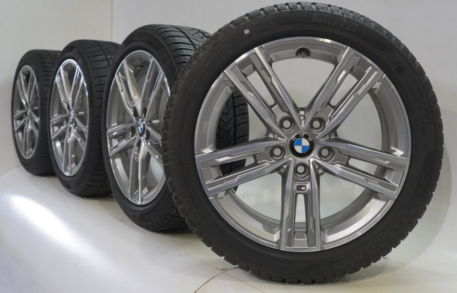 BMW BMW 1 2 serie F40 F44 2 serie Gran Coupe 550M 17 inch velgen Pirelli Runflat Winterbanden Origineel
