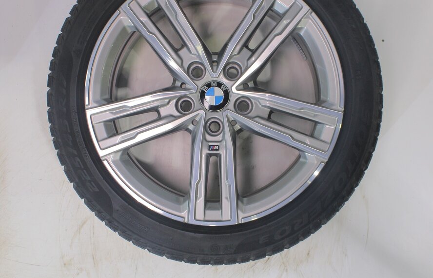 BMW BMW 1 2 serie F40 F44 2 serie Gran Coupe 550M 17 inch velgen Pirelli Runflat Winterbanden Origineel