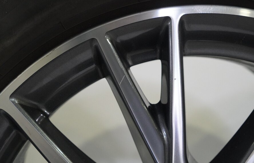 BMW BMW 1 2 serie F40 F44 2 serie Gran Coupe 489 17 inch velgen Pirelli Winterbanden Origineel