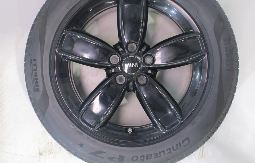 Mini Countryman F60 531 17 inch velgen Pirelli Zomerbanden Origineel