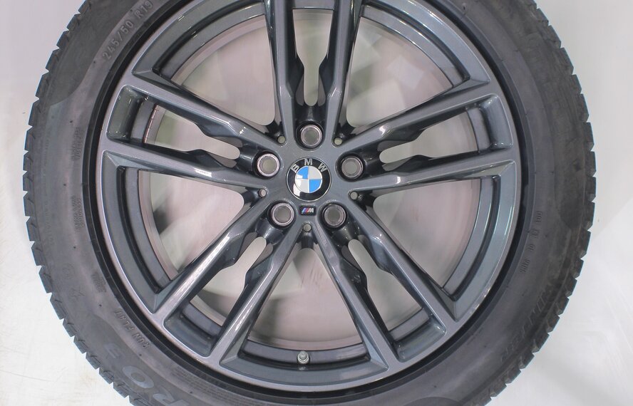 BMW BMW X3 X4 G01 G02 698M 19 inch velgen Pirelli Runflat Winterbanden Origineel