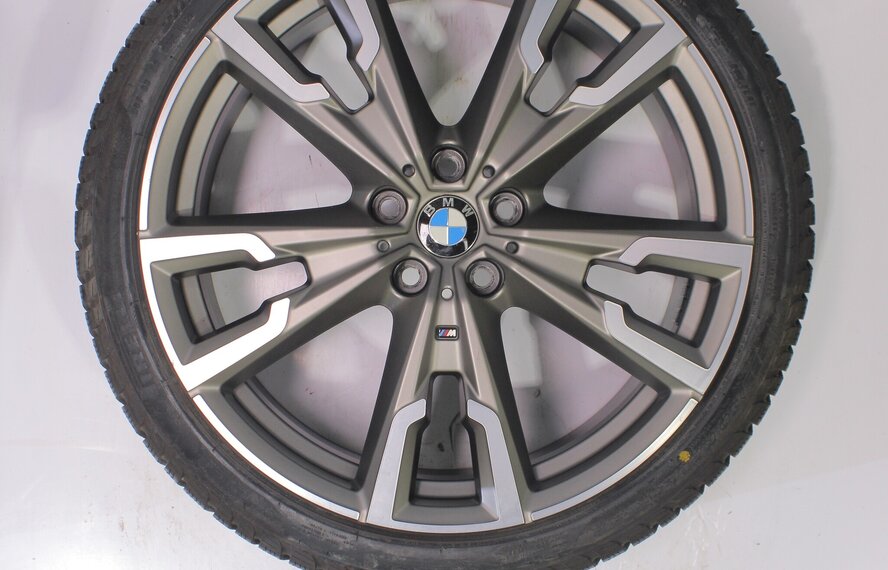 BMW BMW X1 F48 X2 F39 721M 20 inch velgen Pirelli Runflat Winterbanden Origineel