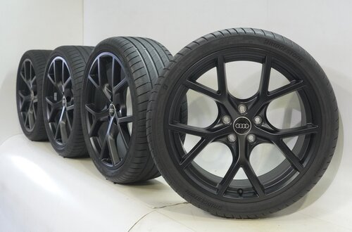 Audi Audi RS3 8Y 19 inch velgen Bridgestone Zomerbanden Origineel