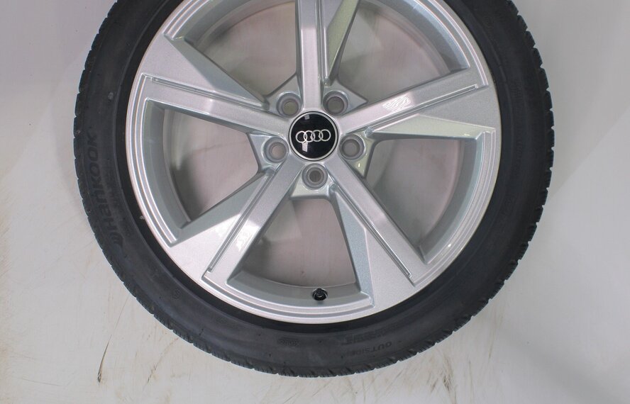 Audi Audi A1 S1 82A 8X 17 inch velgen Hankook Winterbanden Origineel