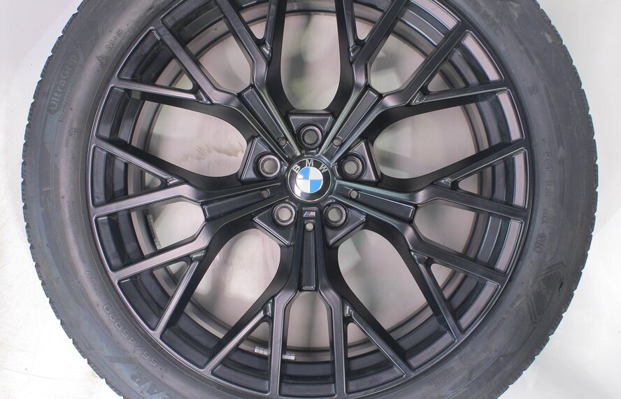 BMW BMW 7 serie G70 X3 G45 911M 20 inch velgen Goodyear Winterbanden Origineel