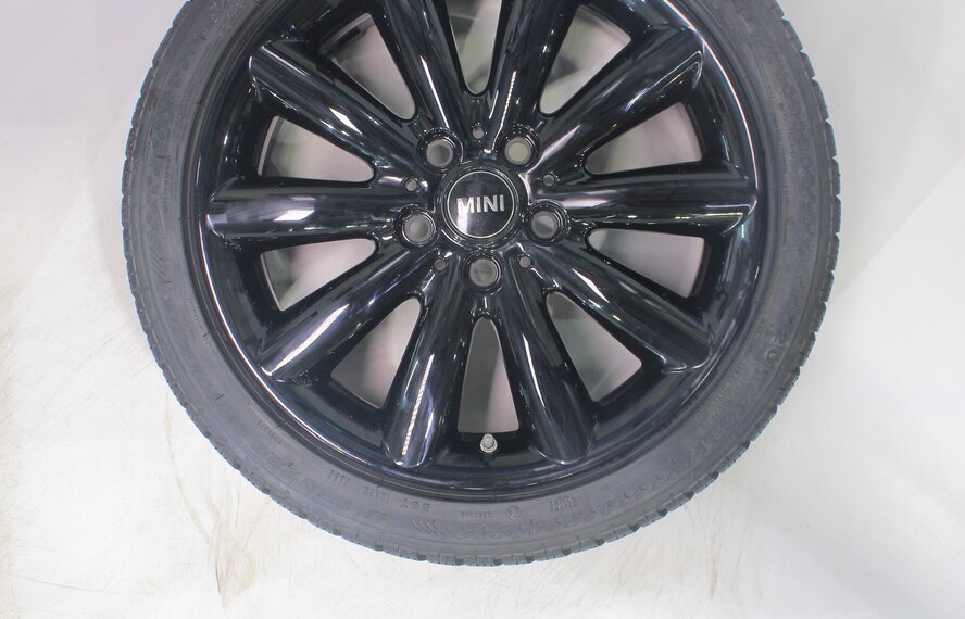 Mini Mini Cooper / S / One / Cabrio F55 F56 F57 499 17 inch velgen Dunlop Winterbanden Origineel