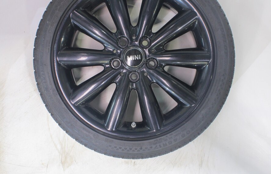 Mini Mini Cooper / S / One / Cabrio F55 F56 F57 499 17 inch velgen Dunlop Winterbanden Origineel