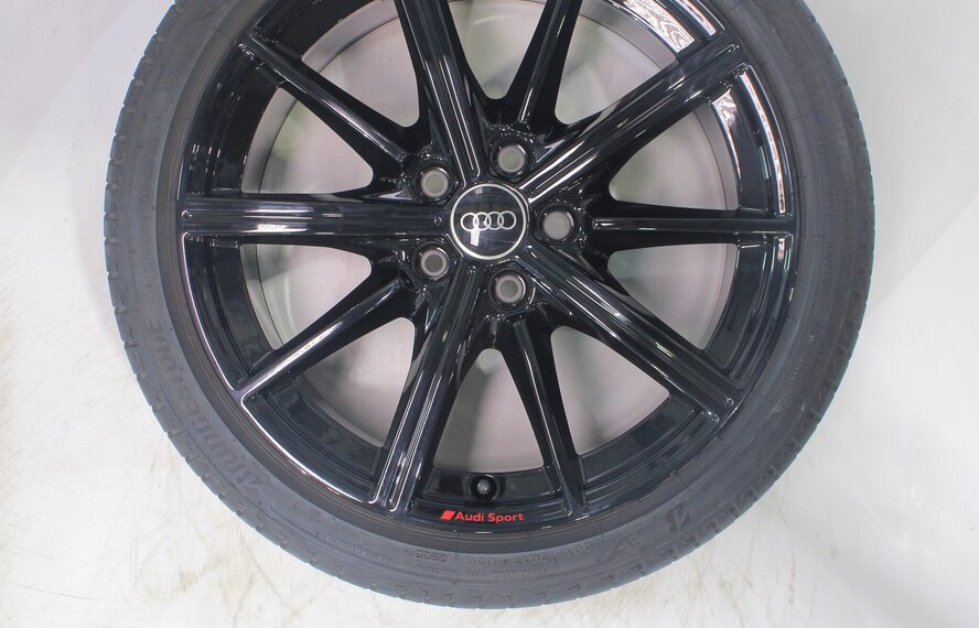 Audi Audi A3 S3 8Y 8V 18 inch velgen Bridgestone Zomerbanden Origineel
