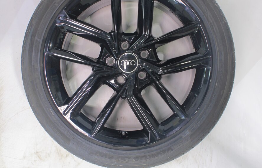 Audi Audi A5 S5 B9 18 inch velgen Hankook Zomerbanden Origineel