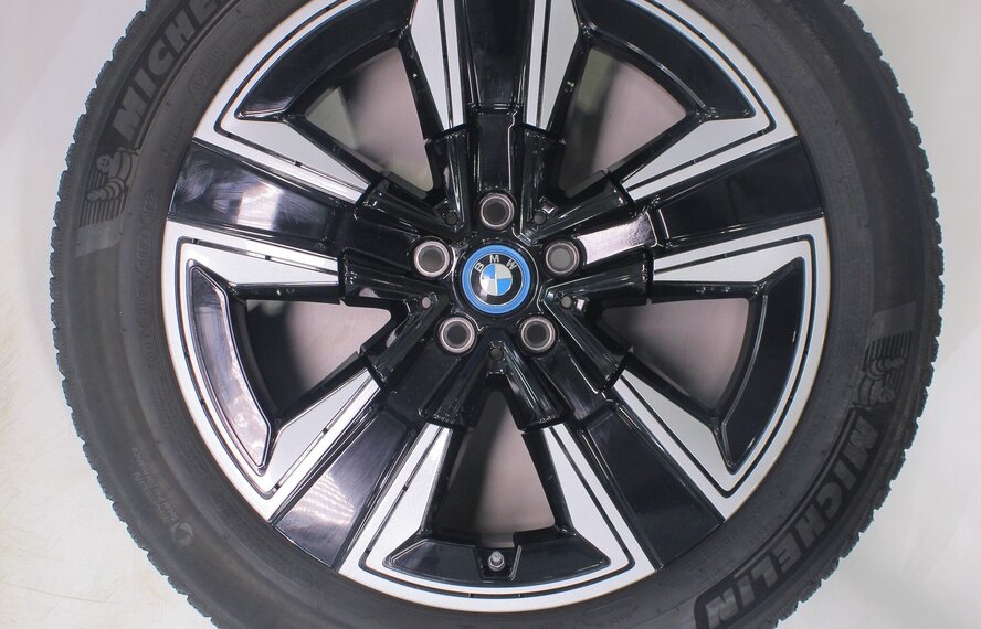 BMW BMW iX3 G08 842 19 inch velgen Michelin Runflat Winterbanden Origineel