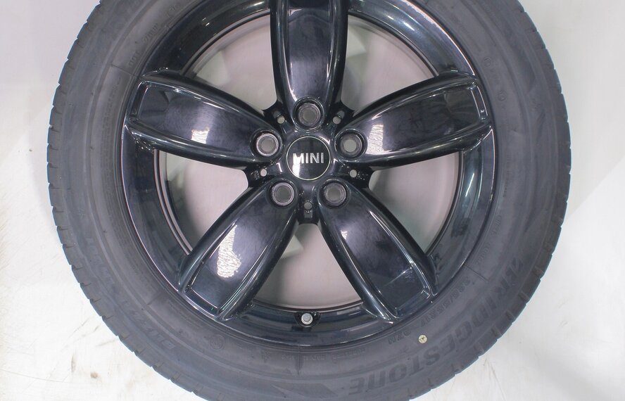 Mini Countryman F60 531 17 inch velgen Bridgestone Runflat Winterbanden Origineel