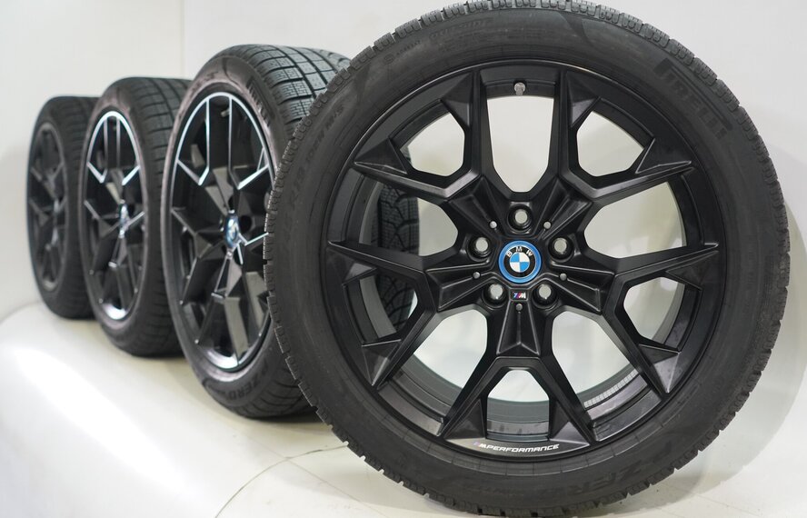 BMW BMW 5 serie i5 G60 G61 942M 19 inch velgen Pirelli Winterbanden Origineel