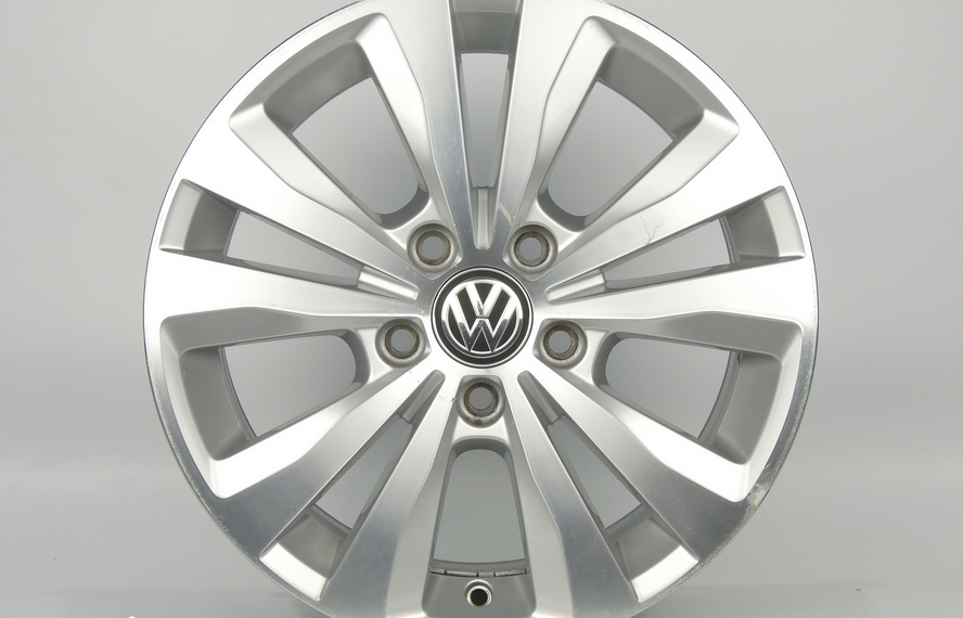 Volkswagen Originele Volkswagen Jetta 5C0601025L velg