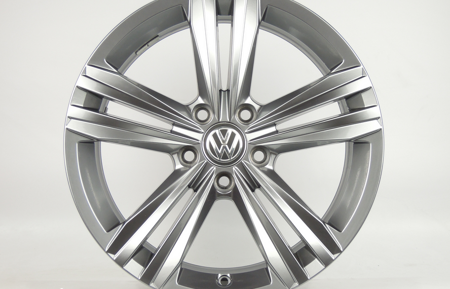 Volkswagen Originele Volkswagen Jetta 5GM601025T velg