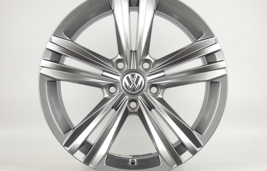 Volkswagen Originele Volkswagen Jetta 5GM601025T velg